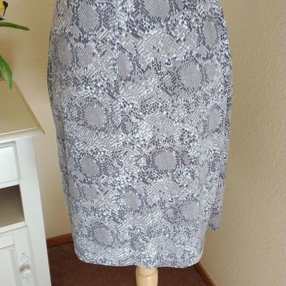 Connected Apparel Reptile Print Dress - Picture 8 of 10